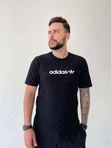 Чорна чоловіча бавовняна футболка Adidas літня з вишитим логотипом та округлим вирізом для спорту та міського життя 269 фото