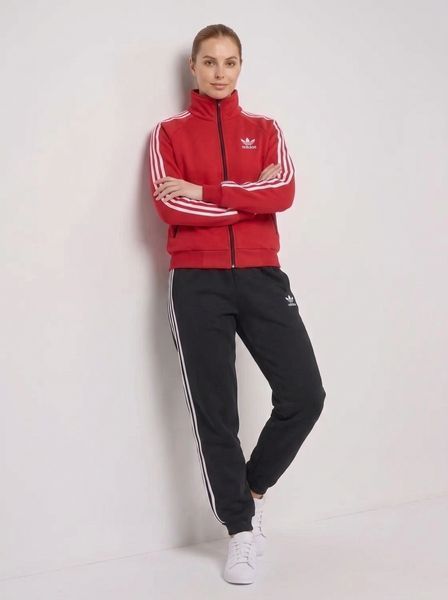 Жіночий теплий спортивний костюм Adidas зимовий трикотажний комплект на флісі норма затишна червона кофта на блискавці без капюшона та чорні штани 300 фото