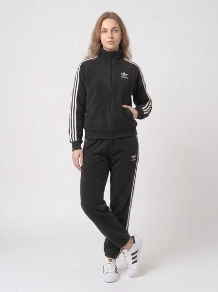 Жіночий теплий спортивний костюм Adidas чорний зимовий трикотажний комплект на флісі норма затишна кофта на блискавці без капюшона та штани 300 фото
